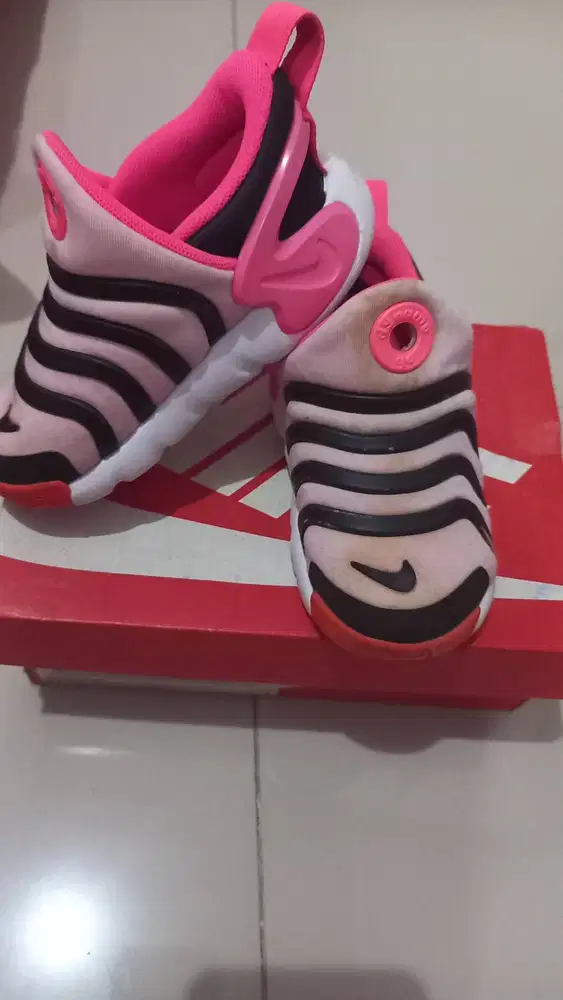 Nike dynamo go original sz UK 6.5