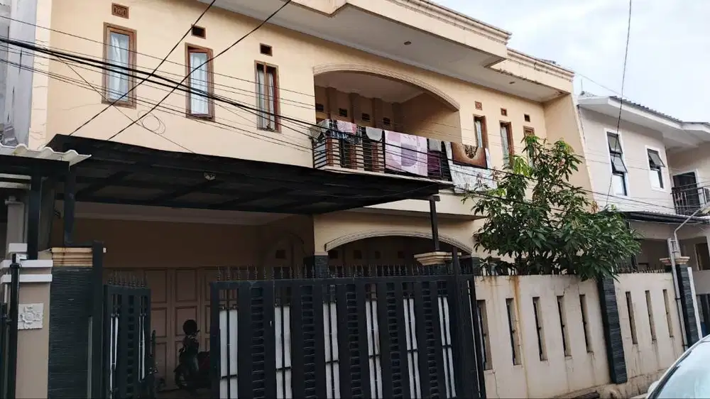 DIJUAL MURAH RUMAH KOST DI SRIMAHI BKR BANDUNG 3 LANTAI