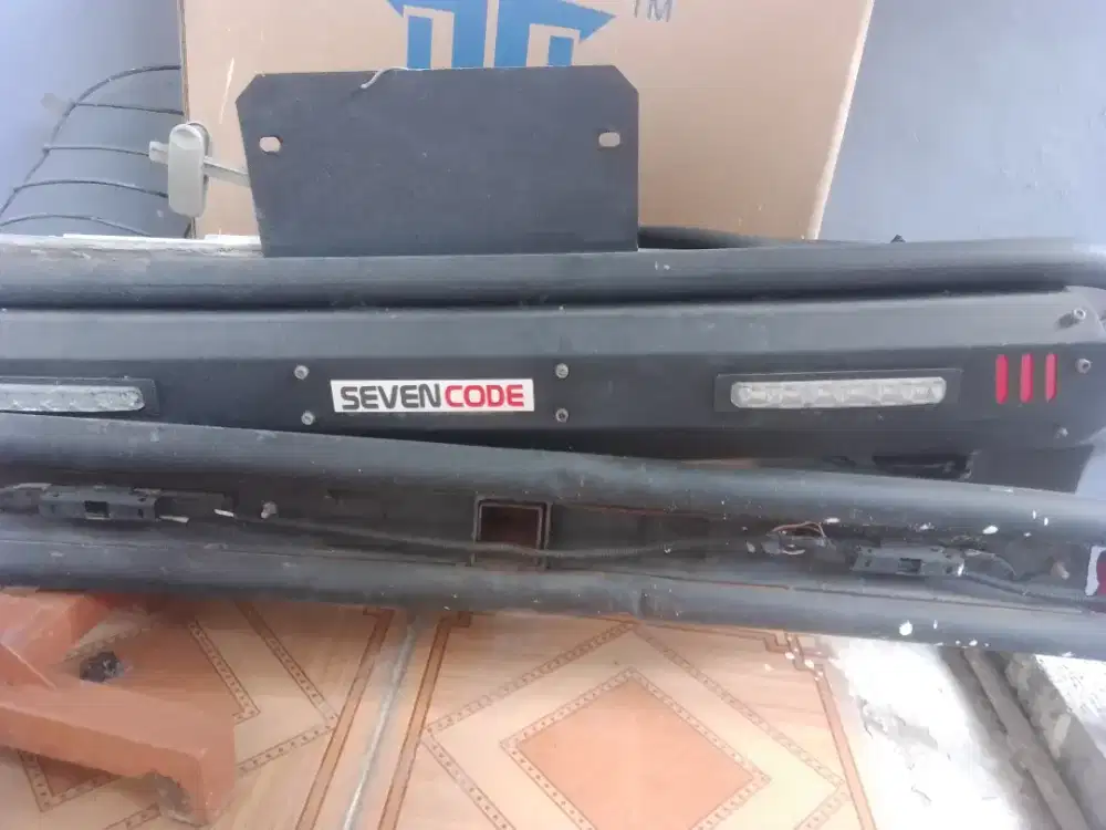 Dijual cepat randuk depan belakang pajero 1set.. nego dikit