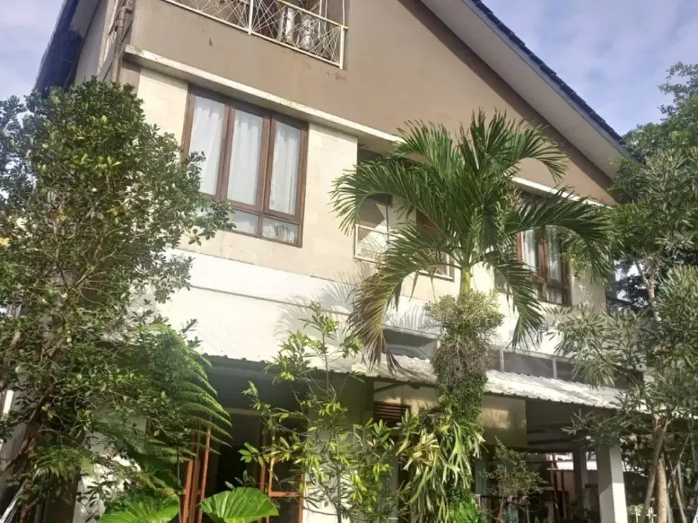 Rumah Modern Mewah 3 Lantai + Mini Pool & Gym Cluster Eksklusif Cijaura Bandung  Hook, Full Furnished, Siap Huni