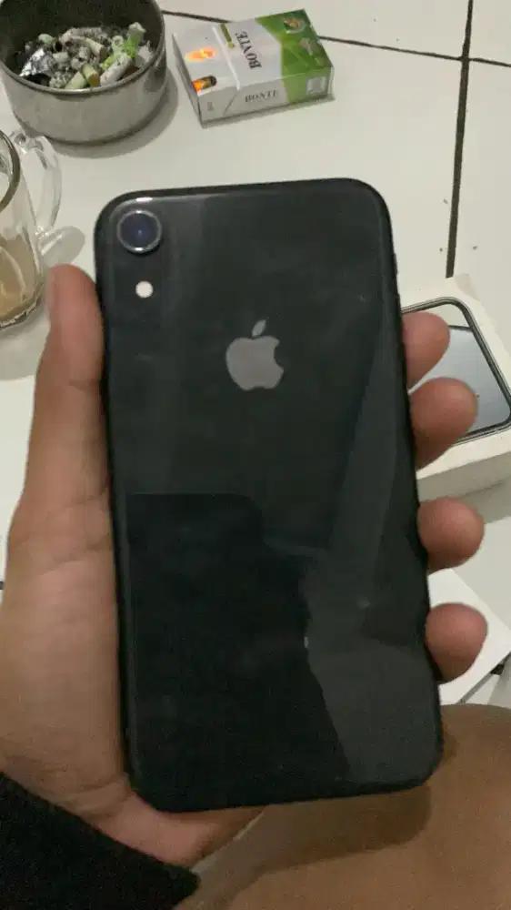 Iphone xr 64gb semua kartu nego sampe jadi