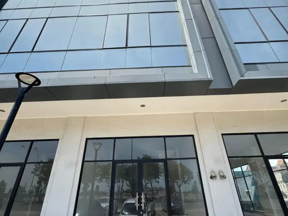 Rukan Asia Afrika 4lt 4,5x15 67,5m Hadap Boulevard PIK 2 Pantai Indah Kapuk