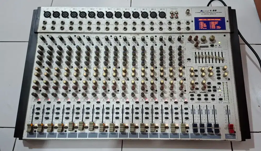 mixer alto 20chanel L20