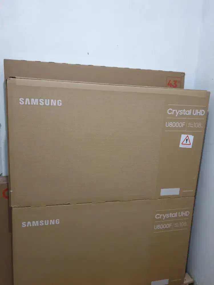 SAMSUNG SmartTV U8000F 43 inch 4K UHD. 100% Baru, BNIB, Bisa Cod