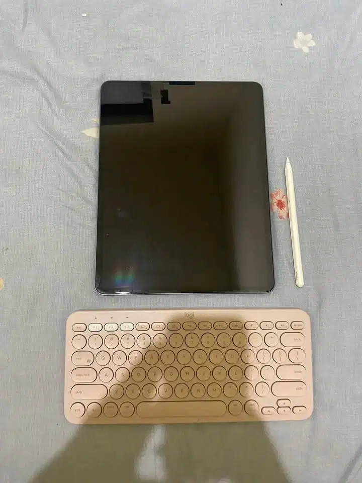 ‼️ JUAL CEPAT iPad Pro 12.9” Inch Gen 4 (Wi-Fi Only) – 256GB ‼️