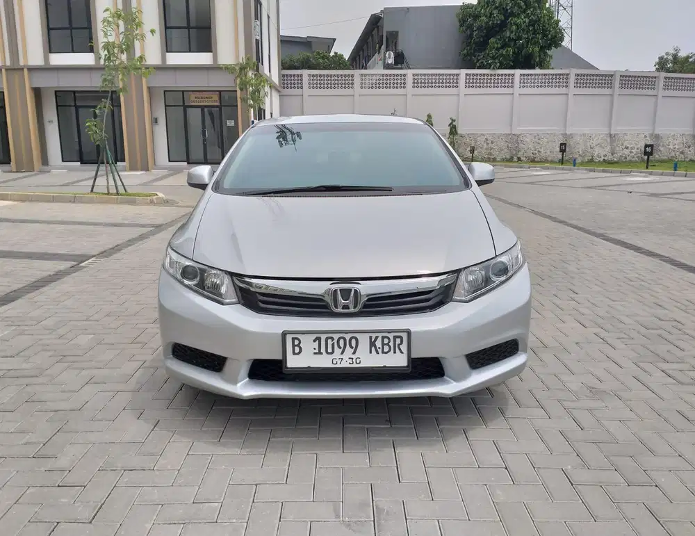 CIVIC 1.8 AT 2013 KM low Pajak panjang