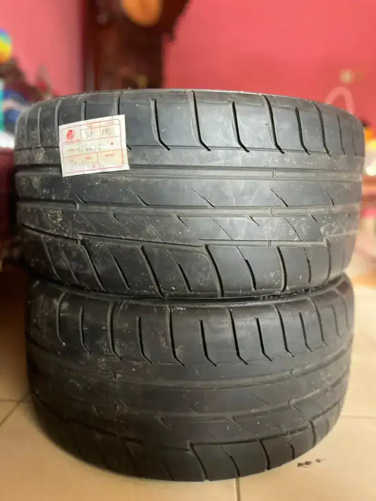 Ban Mobil GT radial SX 2 265 35 R 18 semi slick