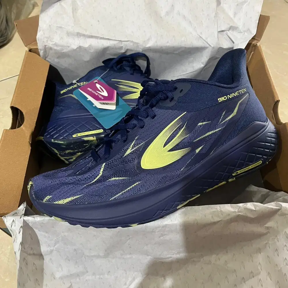 Sepatu Lari 910 Kanzaki 2.0 Size 42