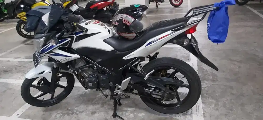 Jual motor CB150 OLD 2014