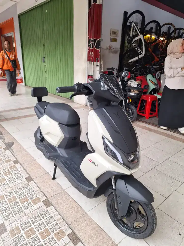 CREDIT SEPEDA LISTRIK UWINFLY BUNGA HINGGA 0% DP 0%