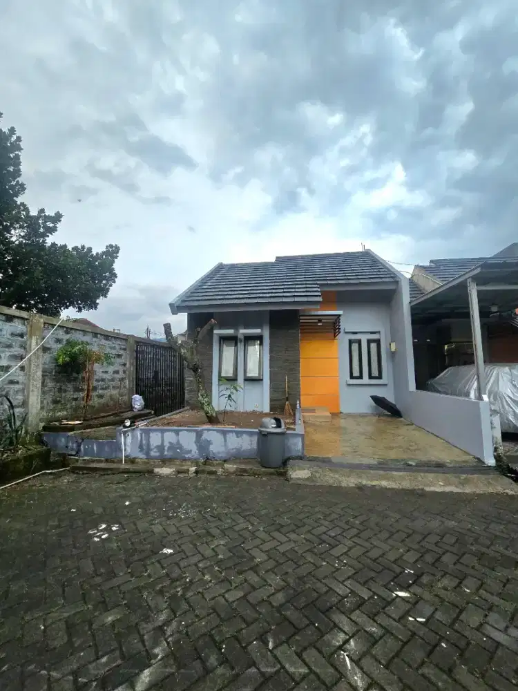 DISEWAKAN Rumah Minimalis di Cluster Taman Uber Estate Cijambe Bandung