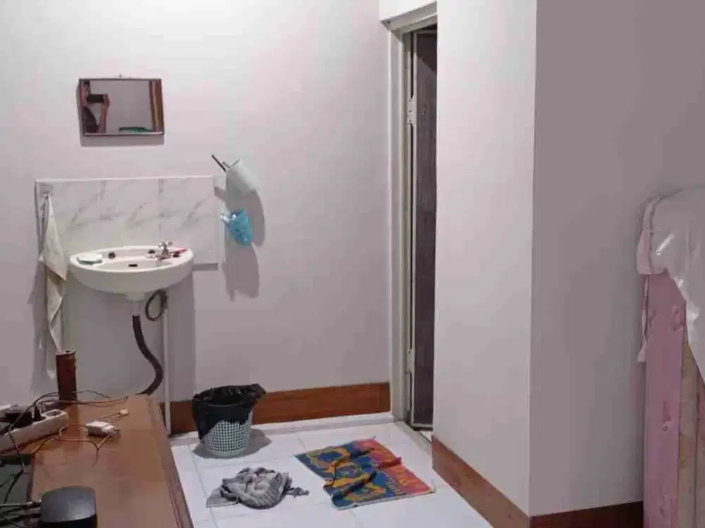 Dijual rumah di taman Rahayu 1½lantai siap huni