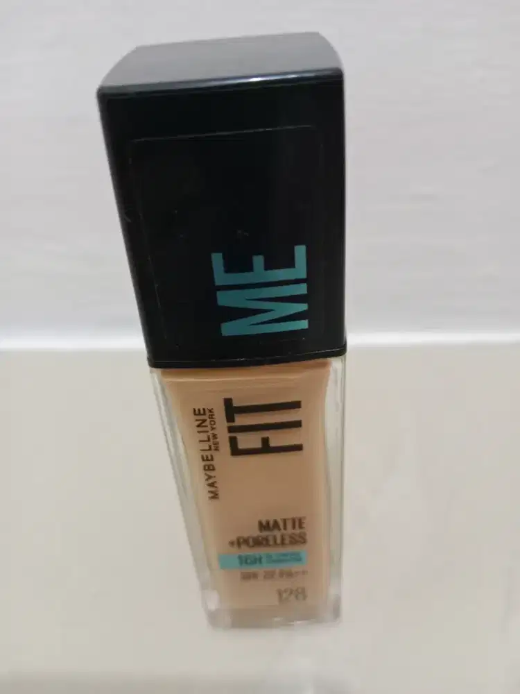 Maybelline Fit Me Matte + Poreless Liquid Foundation 30ml SPF 22