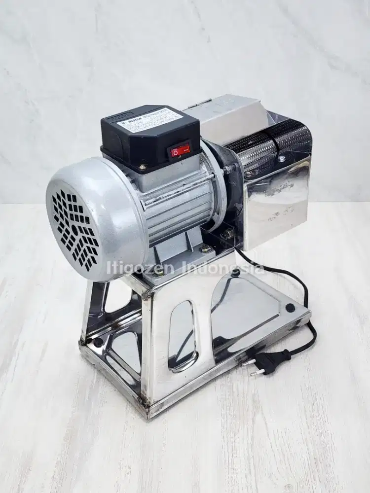 Preloved Mesin Pemarut Kelapa Multifungsi AGR-PRT30