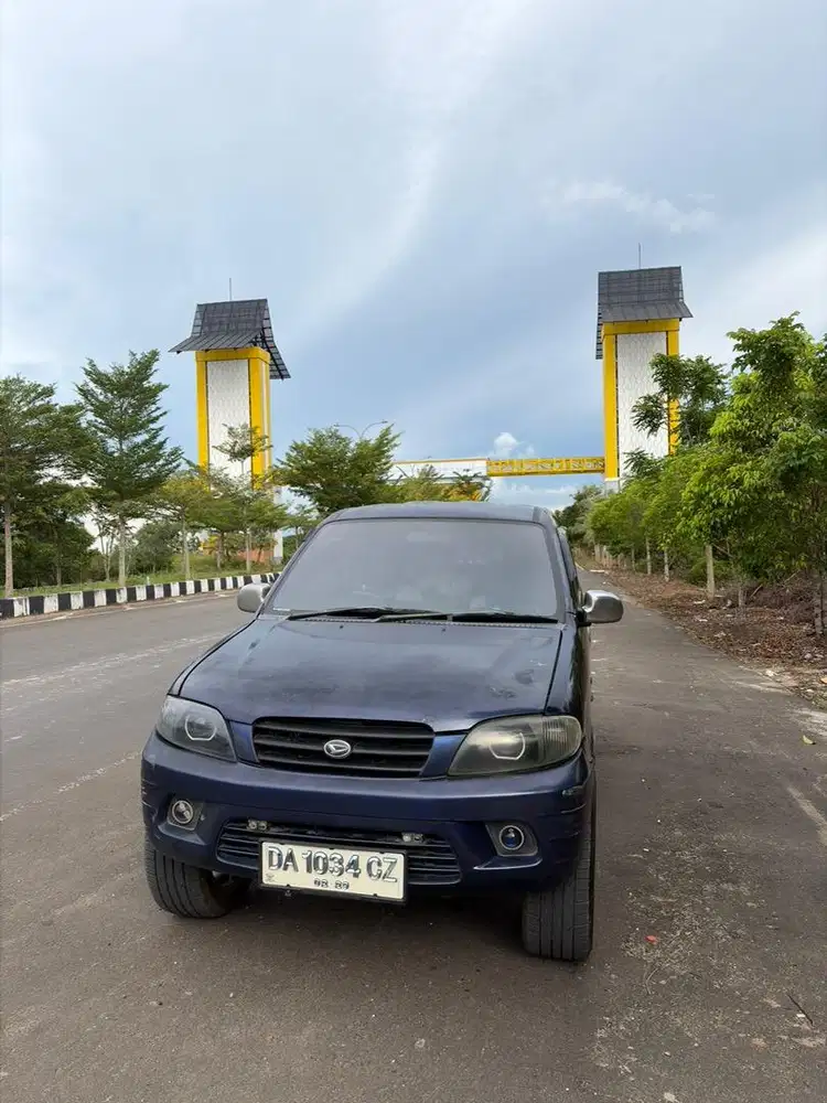 Daihatsu Taruna FL 2002