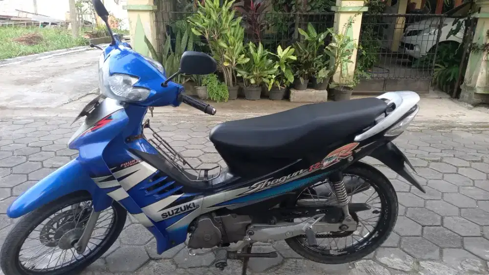 Dijual Suzuki Shogun 125 2006 plat Blora, surat lengkap pajak hidup