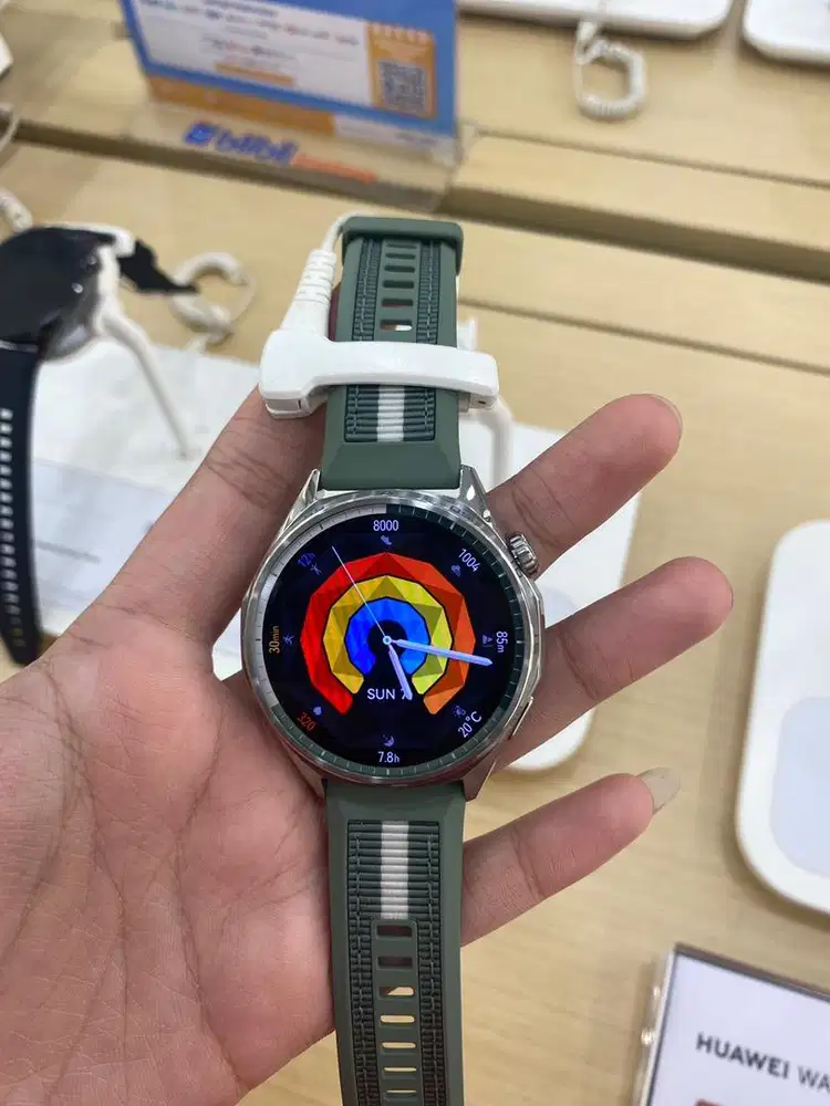 CREDIT HUAWEI WATCH GT 6 (green)
