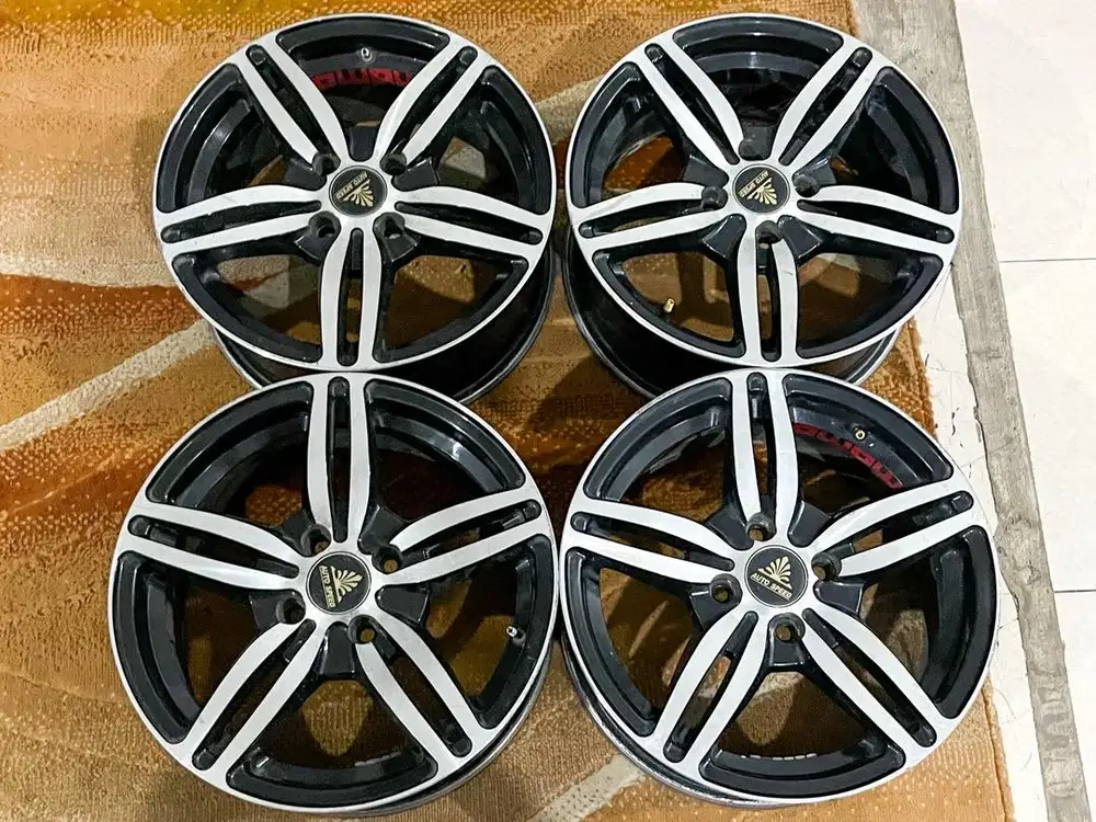 Velg Racing R15