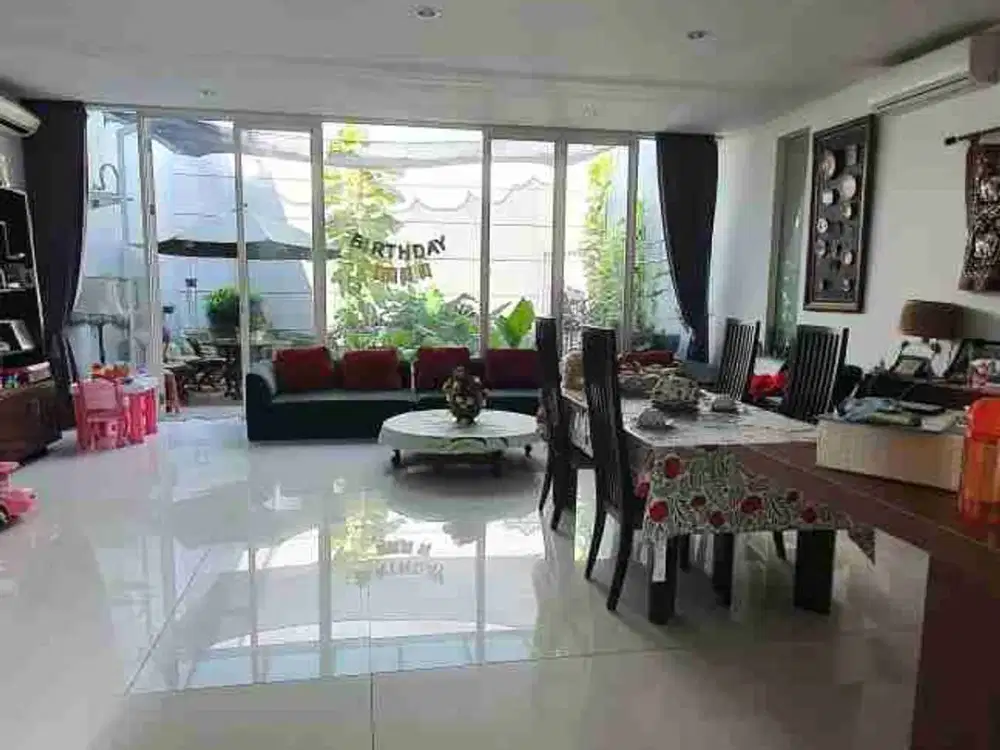 JUAL RUMAH PAKUWON INDAH LISBON GRANADA BAGUS MINIMALIS LUAS 250 SHM