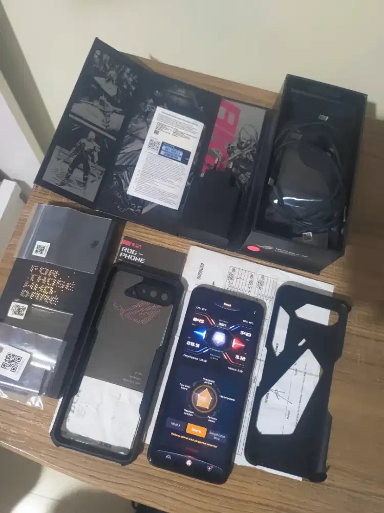 Asus Rog Phone 5S 8/128 Mulus Fullsett