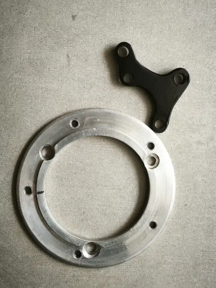 Bracket dan Adaptor Nmax