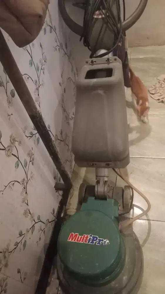 Mesin poles lantai dan marmer