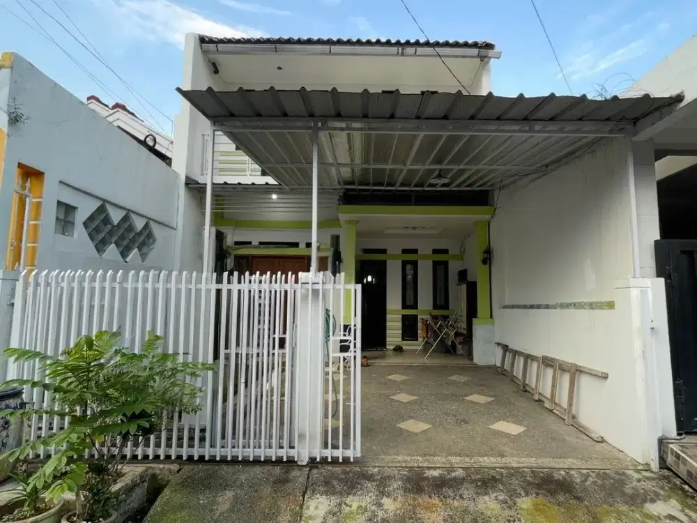 Rumah 5 Kamar Strategis Di Perumahan Nyaman Arcamanik