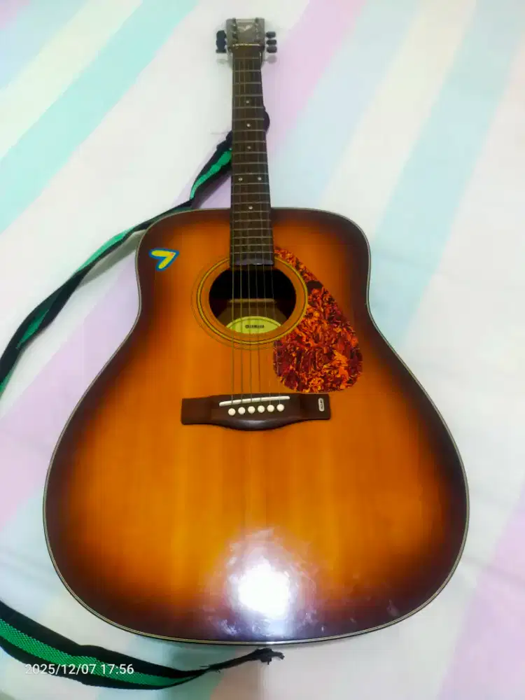 di jual gitar yamaha f335 tbs ori