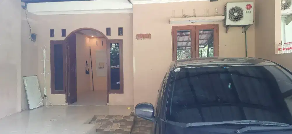 Rumah disewakan bulanan/tahunan