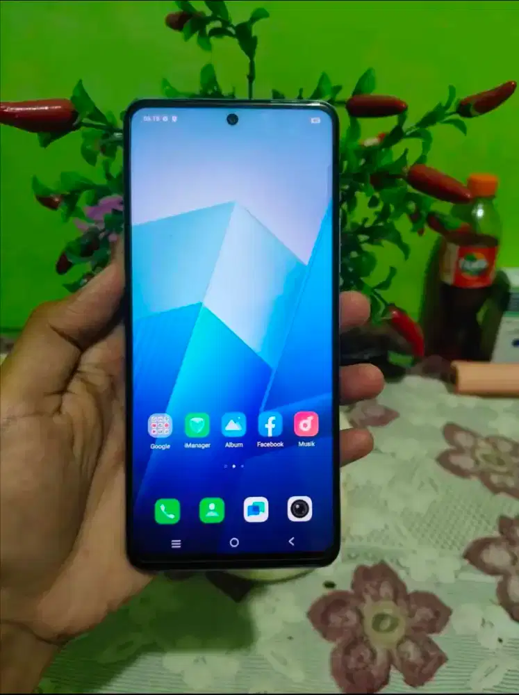 iQoo Z7x 8/256 HP+Charger