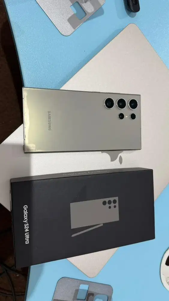 Samsung S24 Ultra 256 Titanium Gray