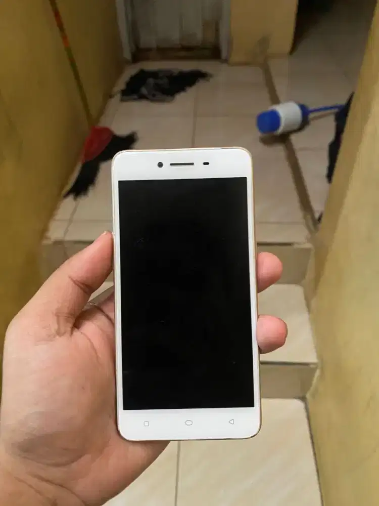 Oppo a37f 2/16 hp only