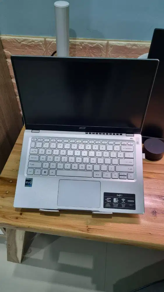 ACER SWIFT 3 - INTEL 15-1240F - 16GB-512GB- INTEL EVO - 14QHD - W11