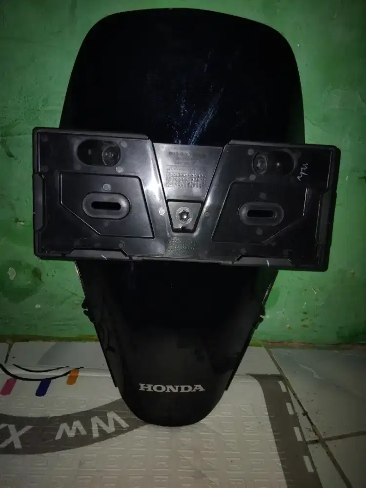 Tameng visor pcx 2025