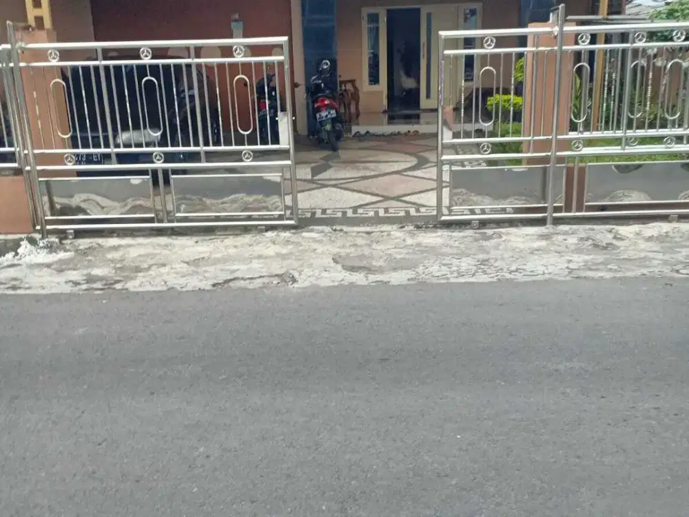 Rumah 4 kamar plus 1 kolam di pinggir jalan Sirnagalih Tasikmalaya