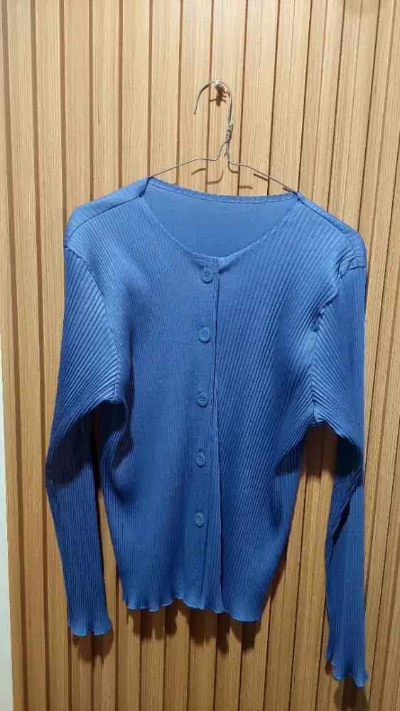 Priloved Baju atas dan rok