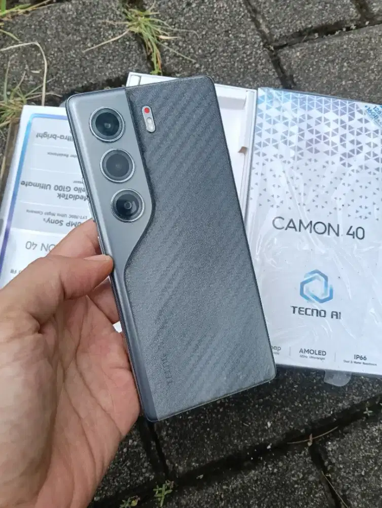 Tecno Camon 40 8/128 resmi Indonesia garansi panjang