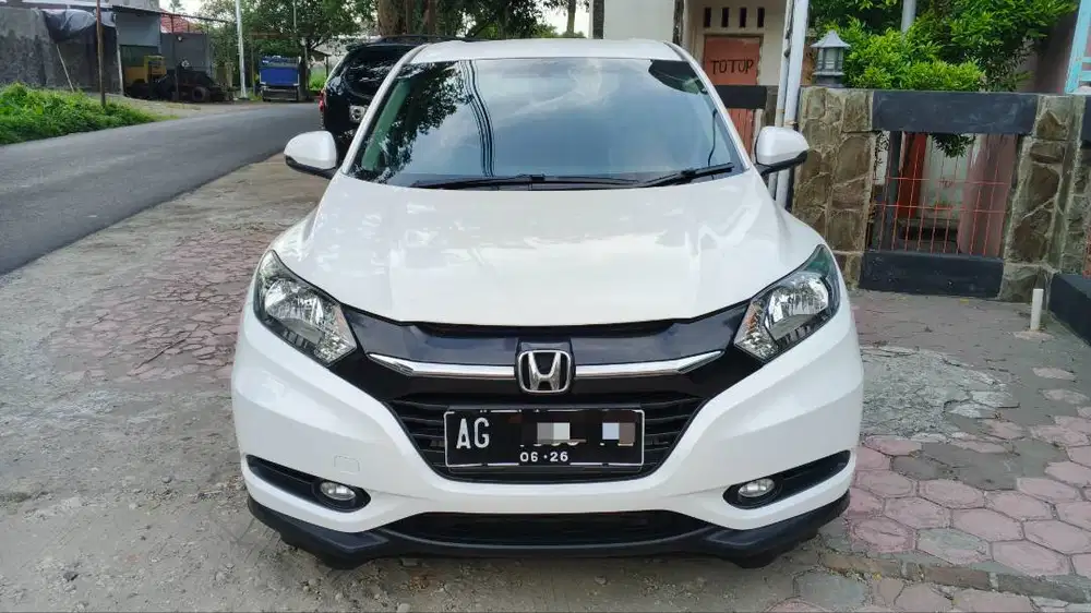 2016 Honda HR-V 1.5 E SUV - KEDIRI SELATAN