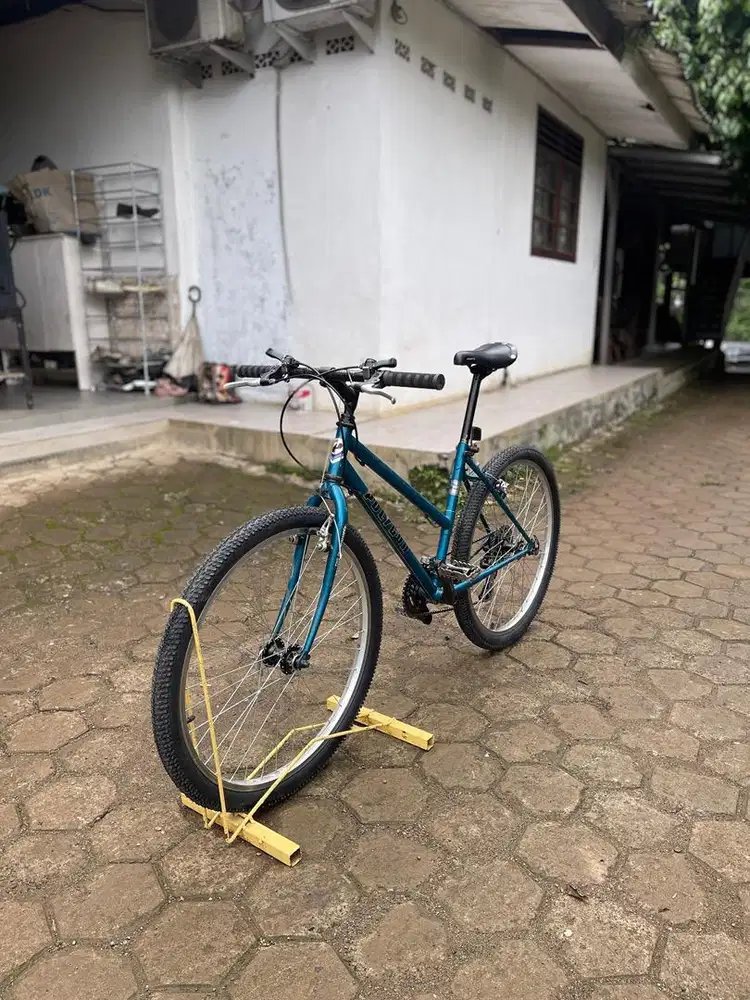 COMMUTERBIKE POLYGON INSERA PREMIER LADY