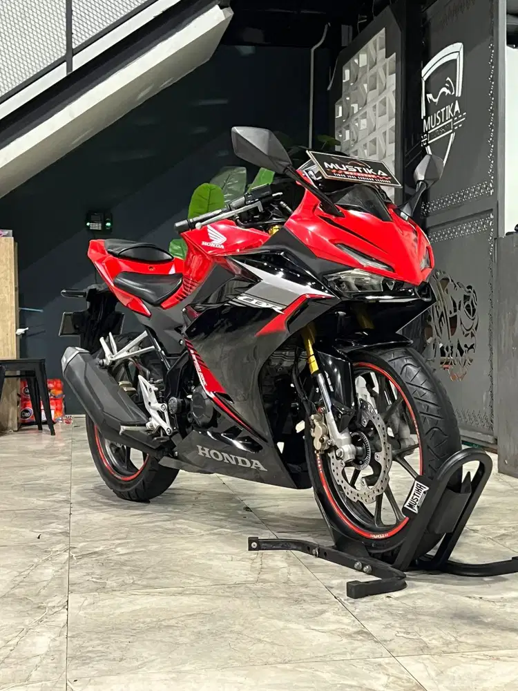 Tipe ABS!! Honda CBR 150 ABS th 2022 - Ayu Mustika