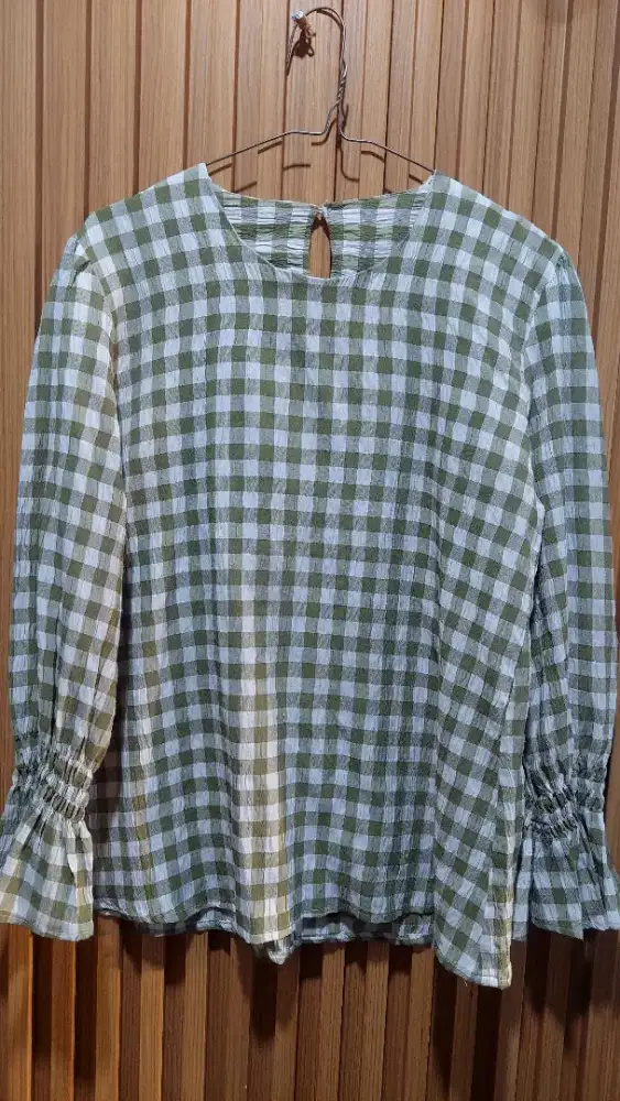 Priloved Baju Atasan wanita