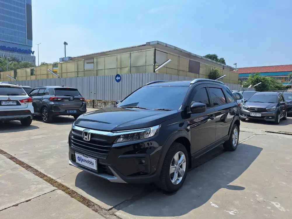 Pajak Panjang - Honda BRV 1.5 E Bensin-AT 2023