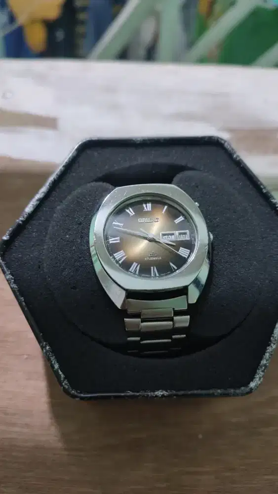 Jam tangan orient chronic ace day  date 27 jewels