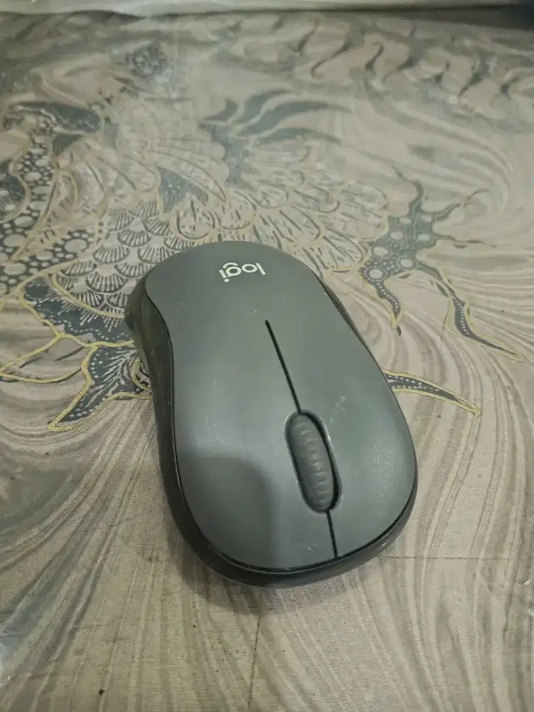 Jual Mouse Logitech Original M220