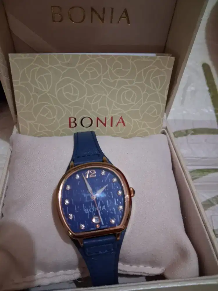 PRELOVED BONIA BIRU DONGKER