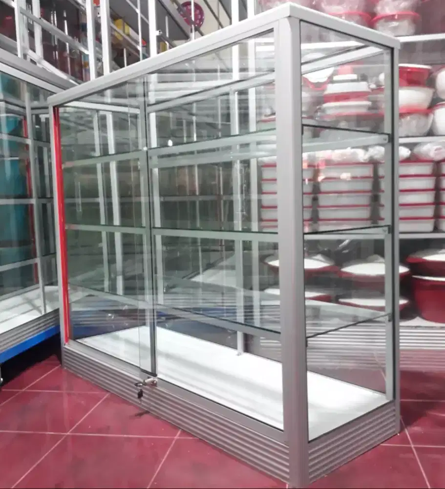 Etalase Panjang 1,2Mx1M Untuk Perlengkapan Usaha