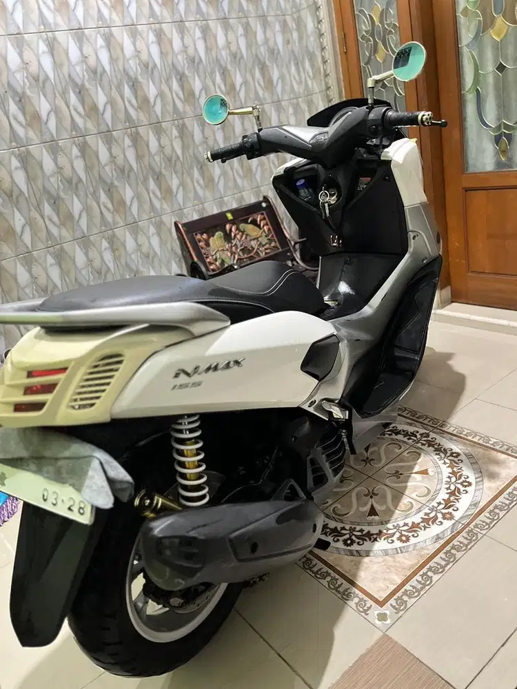 DIJUAL NMAX PUTIH 2018