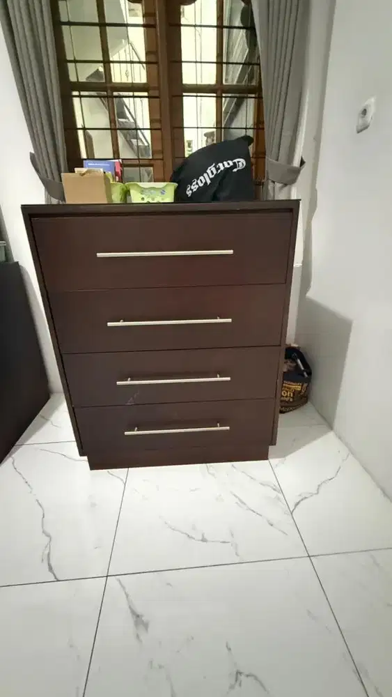 Dijual drawer bekas