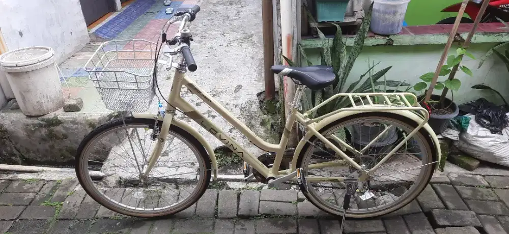 Sepeda Polygon Lovina