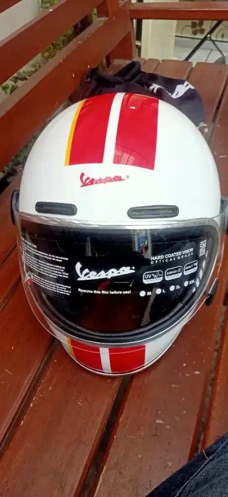 Jual helm full face vespa racing original